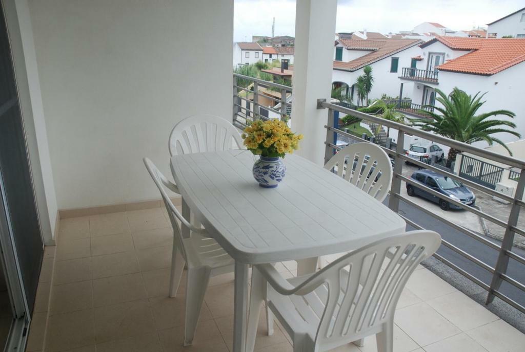 Apartamento De Vila Franca Do Campo Exteriör bild
